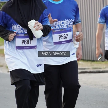 Runner Photo 3481768