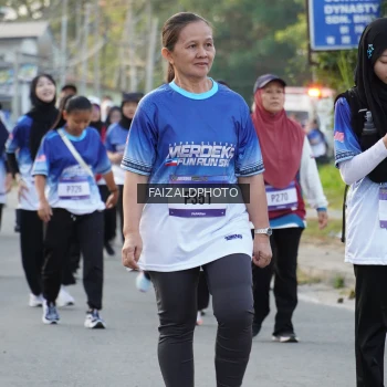 Runner Photo 3481797