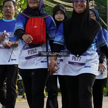 Runner Photo 3481816