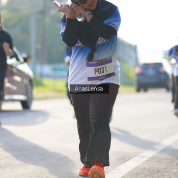 Runner Photo 3481824