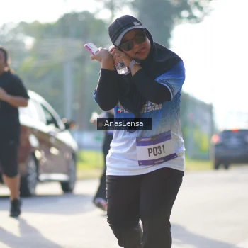 Runner Photo 3481829