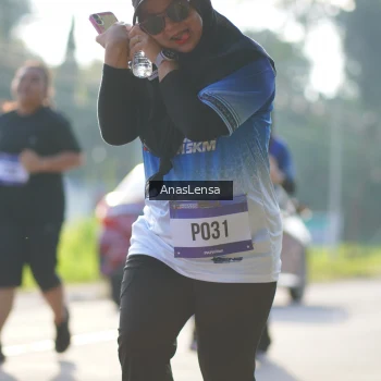 Runner Photo 3481841