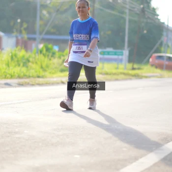 Runner Photo 3481945