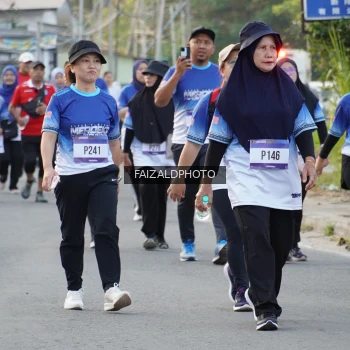 Runner Photo 3481982
