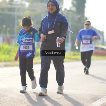 Runner Photo 3481991