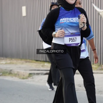 Runner Photo 3481997
