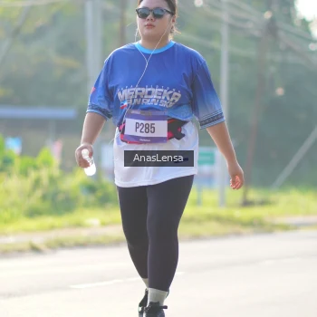 Runner Photo 3481998