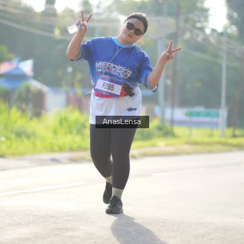 Runner Photo 3482025