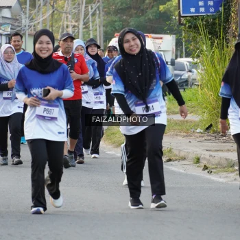 Runner Photo 3482046