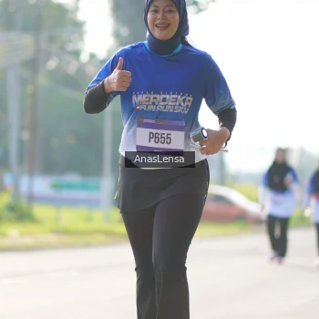 Runner Photo 3482060