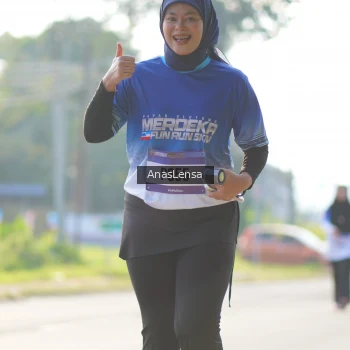 Runner Photo 3482071