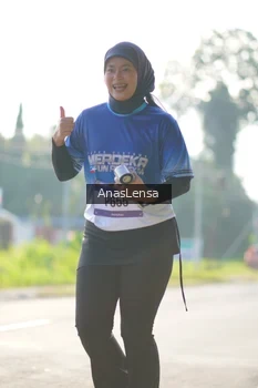Runner Photo 3482097