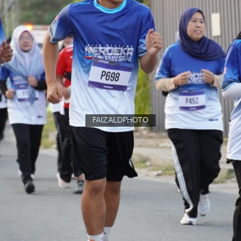 Runner Photo 3482112
