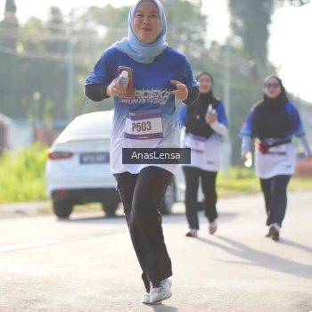 Runner Photo 3482126