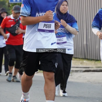 Runner Photo 3482128