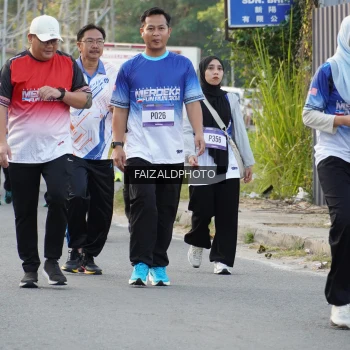 Runner Photo 3482144