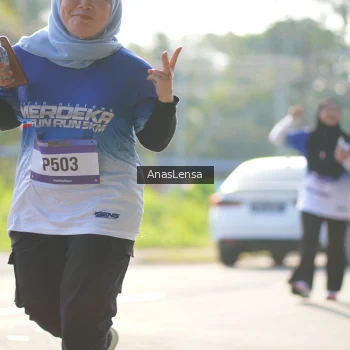 Runner Photo 3482149