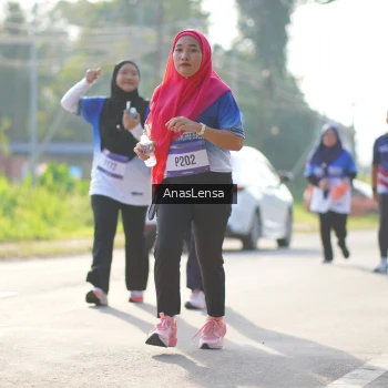 Runner Photo 3482165