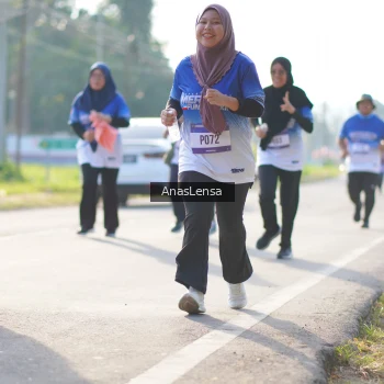 Runner Photo 3482184