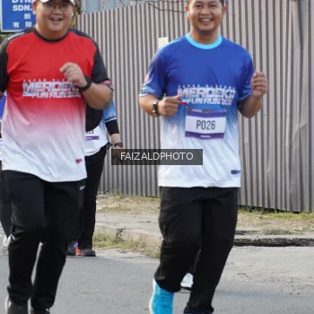 Runner Photo 3482200