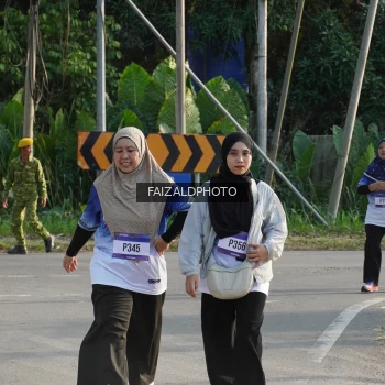 Runner Photo 3482204