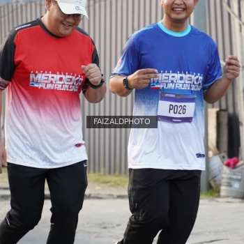 Runner Photo 3482211