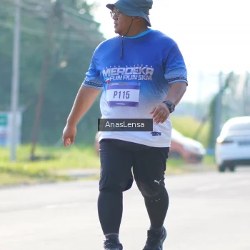 Runner Photo 3482276