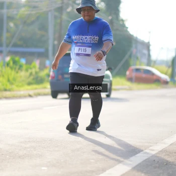 Runner Photo 3482298