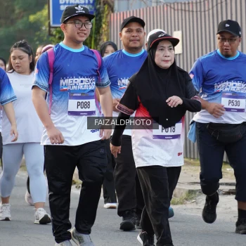 Runner Photo 3482321