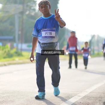 Runner Photo 3482352