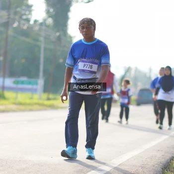 Runner Photo 3482356