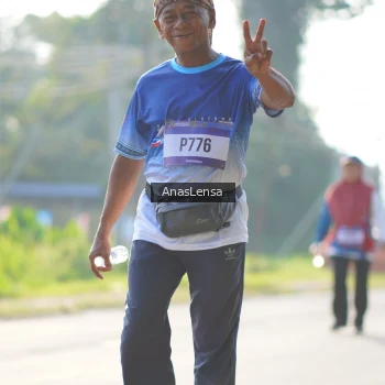 Runner Photo 3482360