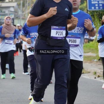 Runner Photo 3482363