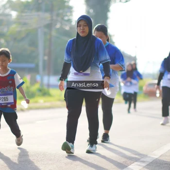 Runner Photo 3482411