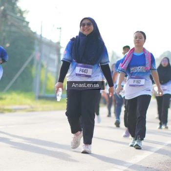 Runner Photo 3482417