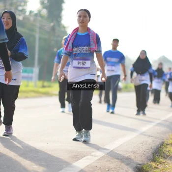 Runner Photo 3482431