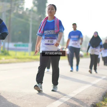 Runner Photo 3482441
