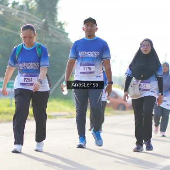 Runner Photo 3482455