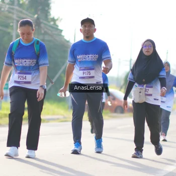 Runner Photo 3482456