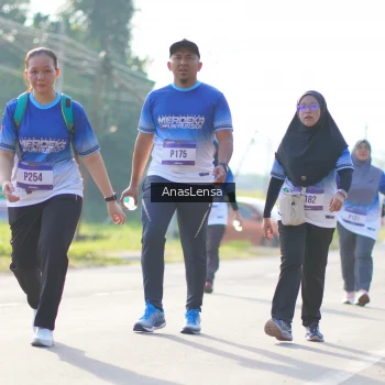 Runner Photo 3482463