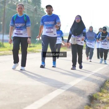 Runner Photo 3482466