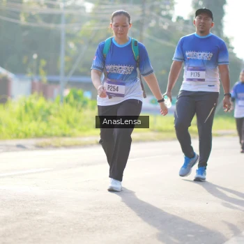 Runner Photo 3482482