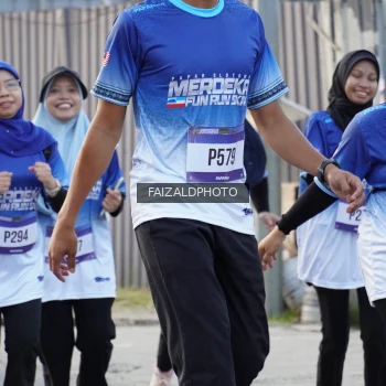 Runner Photo 3482500