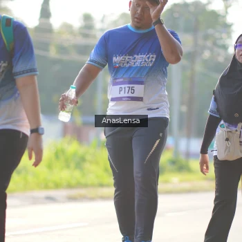 Runner Photo 3482510
