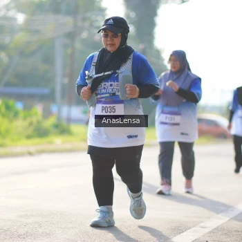 Runner Photo 3482523