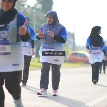 Runner Photo 3482535