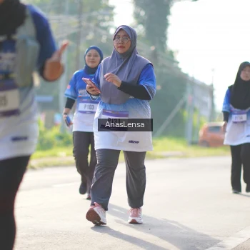Runner Photo 3482541