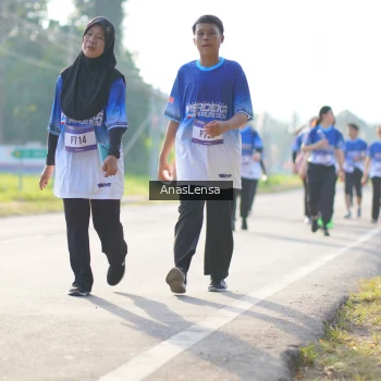 Runner Photo 3482570