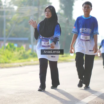 Runner Photo 3482573