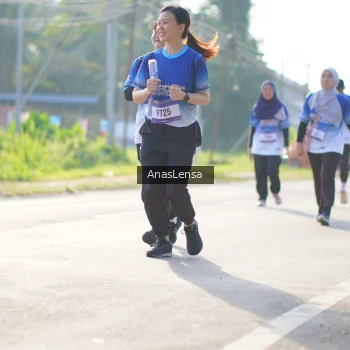 Runner Photo 3482587